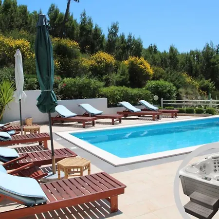 Tafra - One Bedroom Appartement